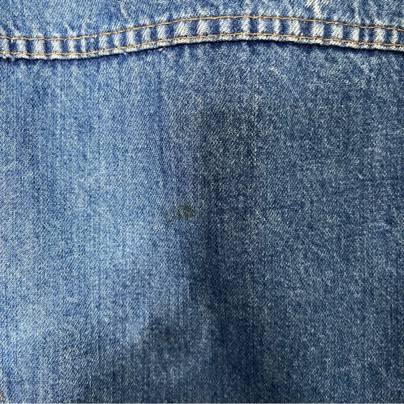 UP CYCLED VINTAGE LEVI’S VEST WITH HARLEY DAVIDSON PATCHES - Picture 10 of 10